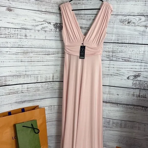 Boohoo Blush Pink V-Neck Maxi Dress - Picture 4 of 8